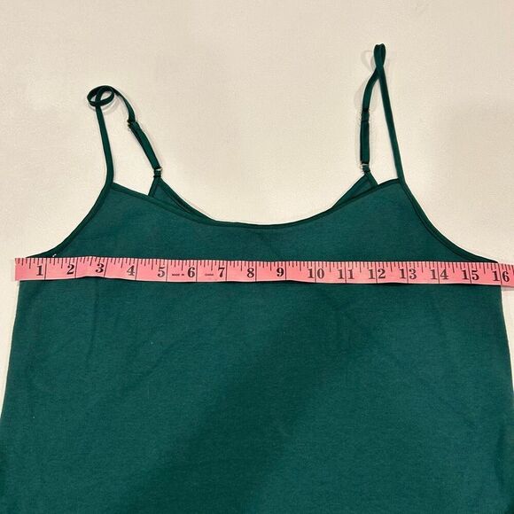Victoria’s Secret Green Cami Tank Top Size M/L Adjustable Straps - Picture 6 of 7
